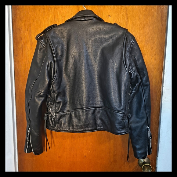 🛵 Vtg. 'The Perfect' Black Leather Biker Motorcycle Jacket - Picture 10 of 10
